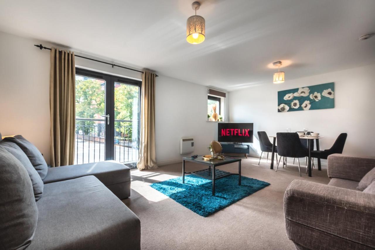 סאות'המפטון Best Price! Large Spacious 2 Bed Apartment - King Size Or Single Beds, Sofabeds, Smart Tvs, Free Parking מראה חיצוני תמונה