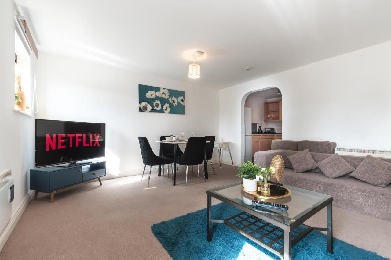 סאות'המפטון Best Price! Large Spacious 2 Bed Apartment - King Size Or Single Beds, Sofabeds, Smart Tvs, Free Parking מראה חיצוני תמונה