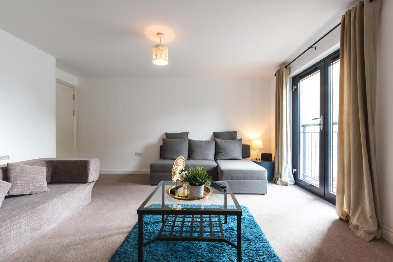 סאות'המפטון Best Price! Large Spacious 2 Bed Apartment - King Size Or Single Beds, Sofabeds, Smart Tvs, Free Parking מראה חיצוני תמונה